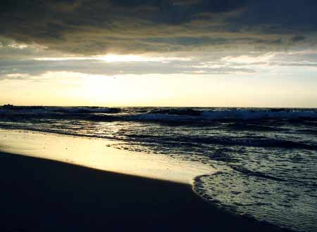 Die Ostsee am Abend bei Sonnenuntergang